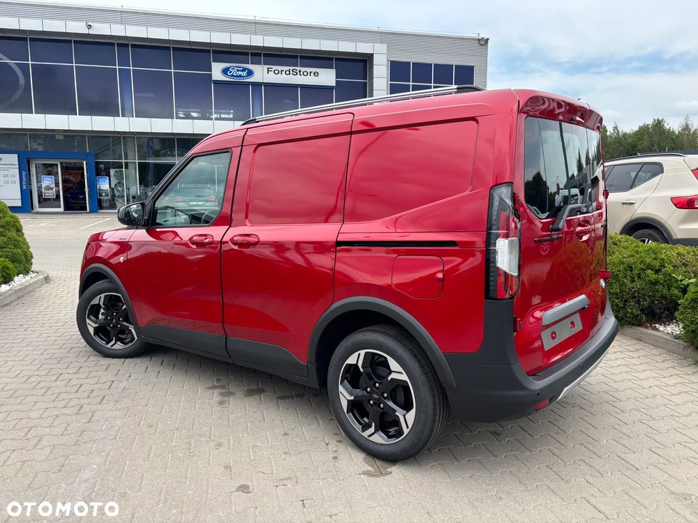 Ford Transit Courier - 7