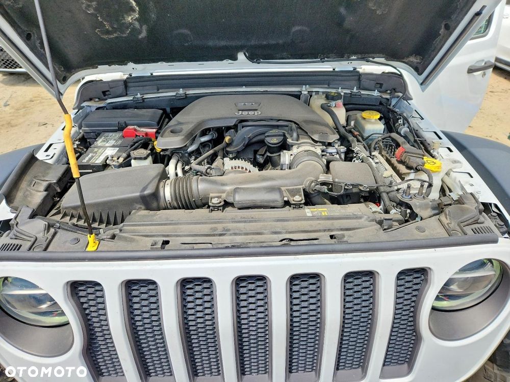 Jeep Wrangler 3.8 Unlim Rubicon - 8