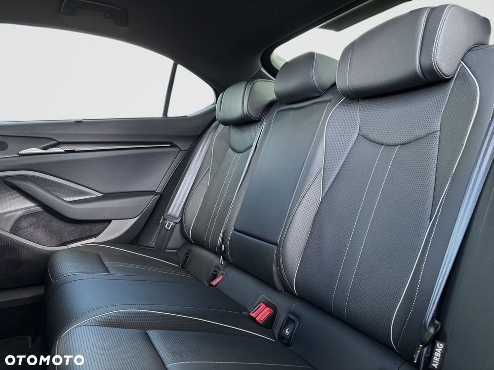 Skoda Superb 2.0 TDI SCR 4x4 Sportline DSG - 22