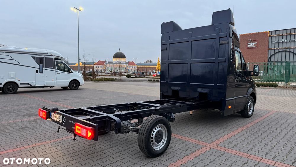 Mercedes-Benz Sprinter 319 - 4
