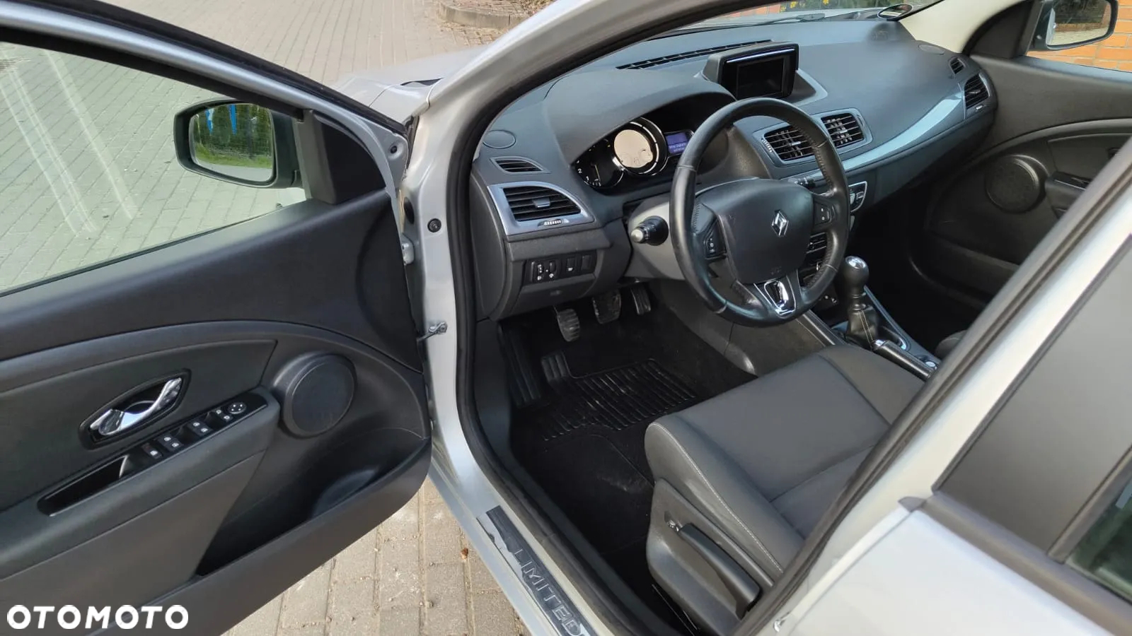 Renault Megane 1.5 dCi Business - 13