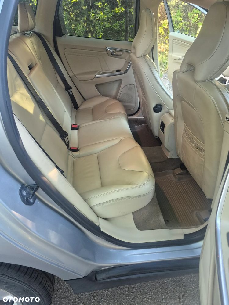 Volvo XC 60 3.2 AWD Ocean Race - 9