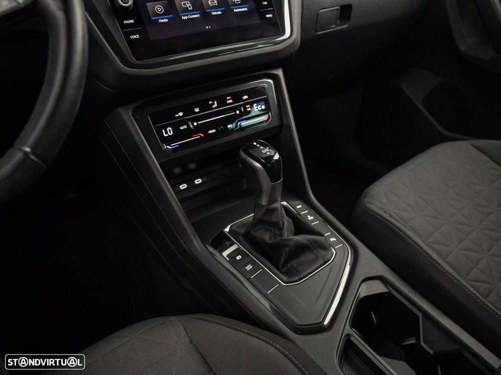 VW Tiguan 1.4 TSI eHybrid Conceptline DSG - 24