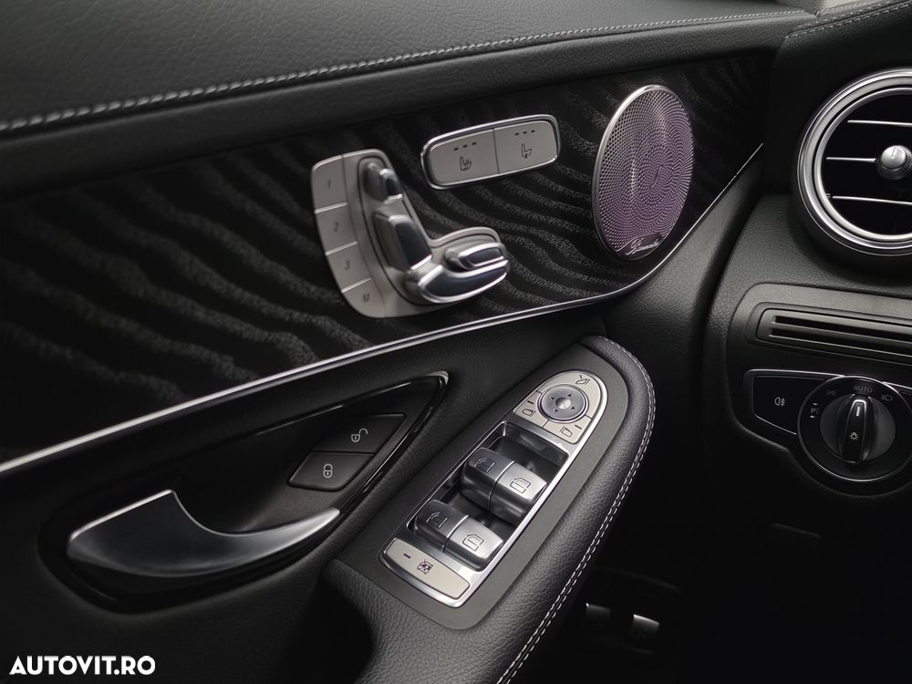 Mercedes-Benz GLC 300 e 4Matic 9G-TRONIC AMG Line Plus - 8