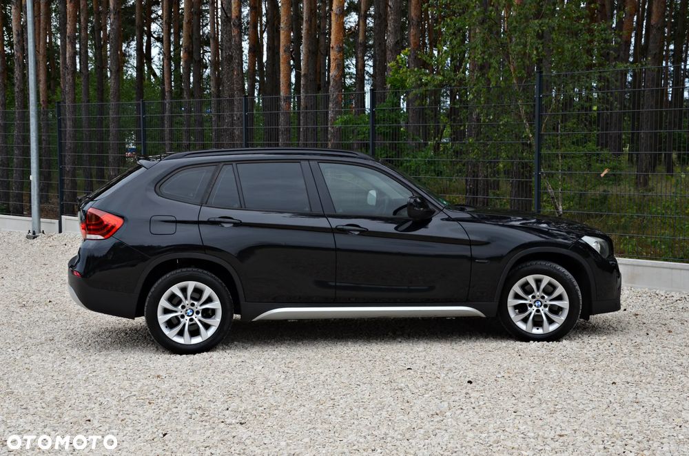BMW X1 sDrive18d Sport Line - 25