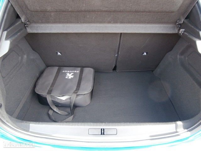 Peugeot e-208 50 kWh Allure - 30