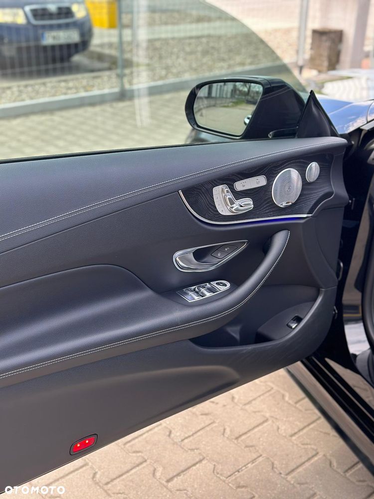 Mercedes-Benz Klasa E 300 9G-TRONIC - 7