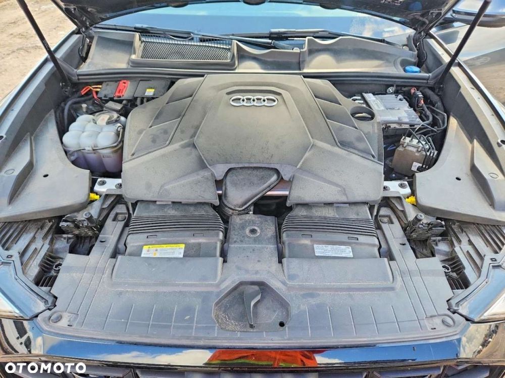 Audi Q8 - 12