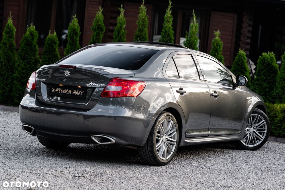 Suzuki Kizashi 2.4 4x4 CVT Sport - 14