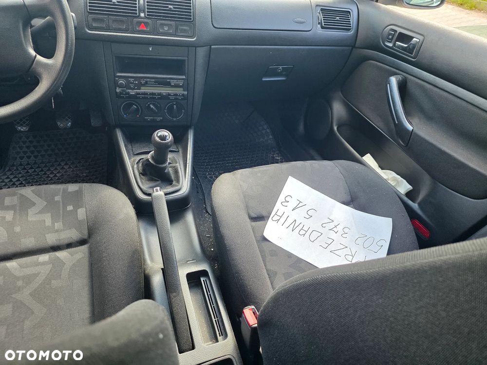 Volkswagen Golf 1.4 Comfortline - 8