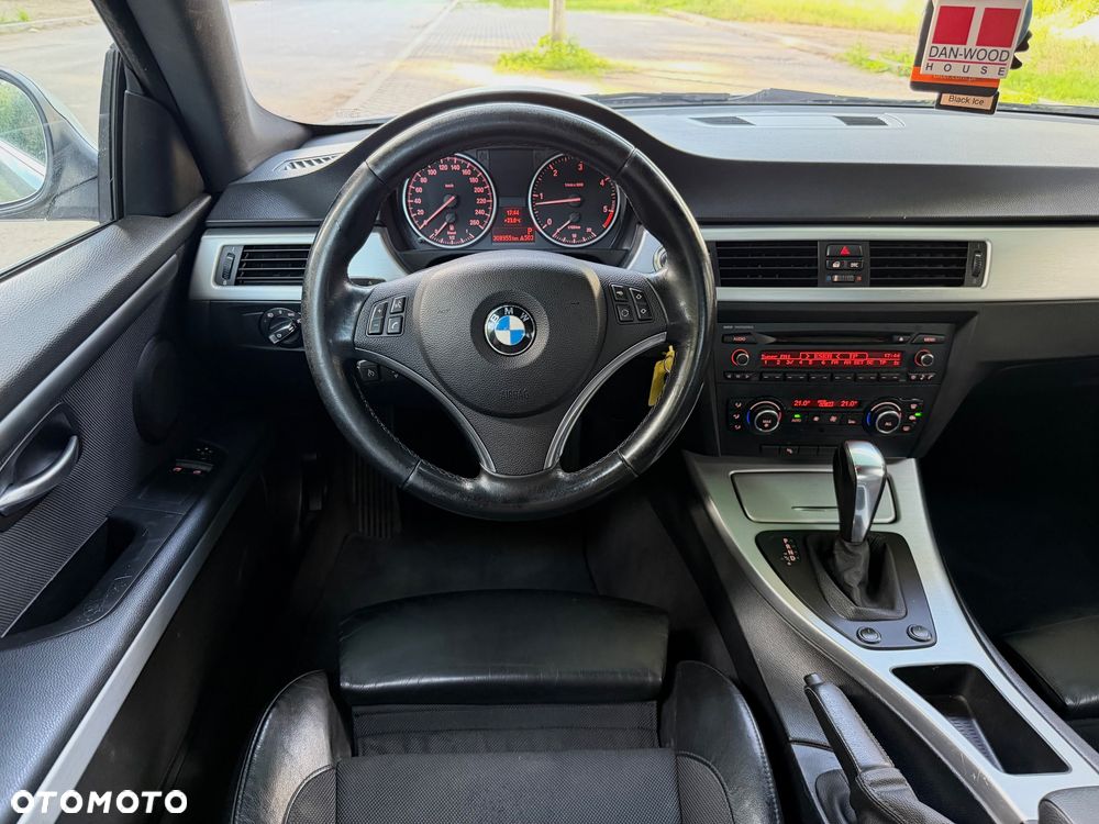 BMW Seria 3 320d DPF - 10