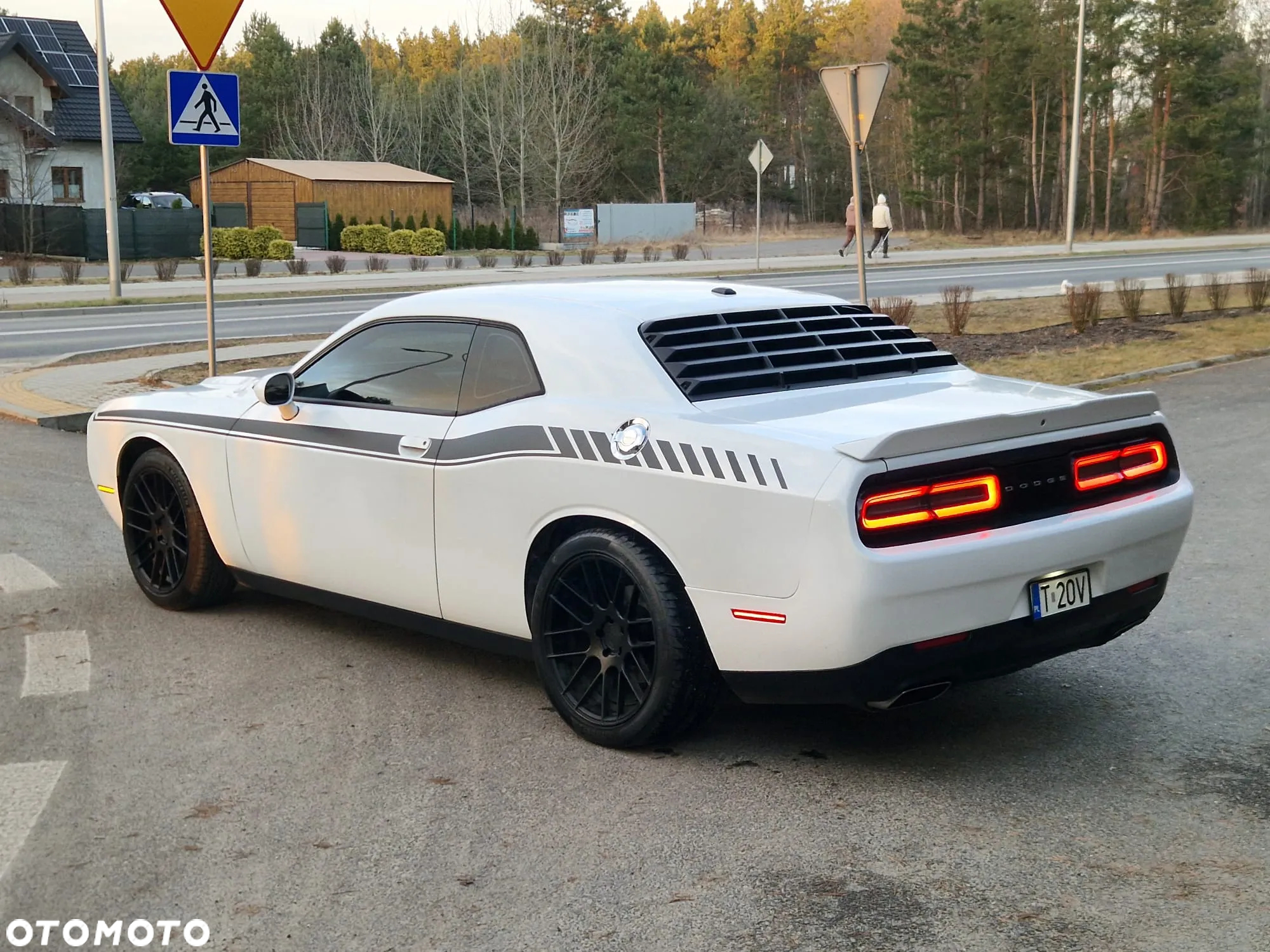 Dodge Challenger 5.7 R/T - 6