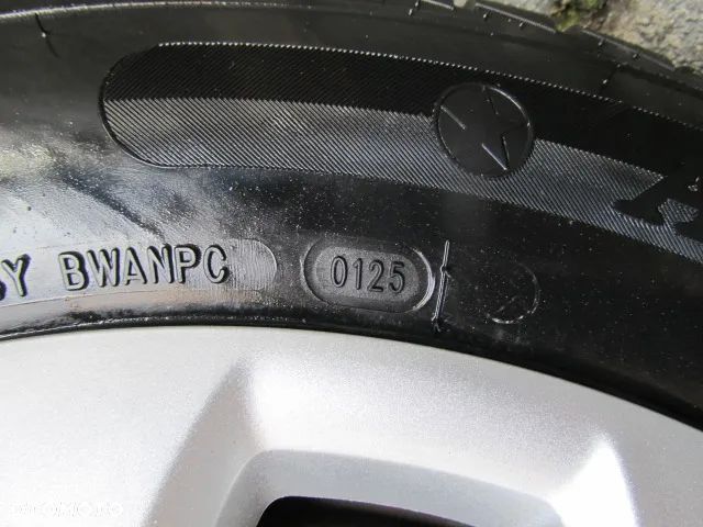 Opel Corsa 1.4 16V Active - 26