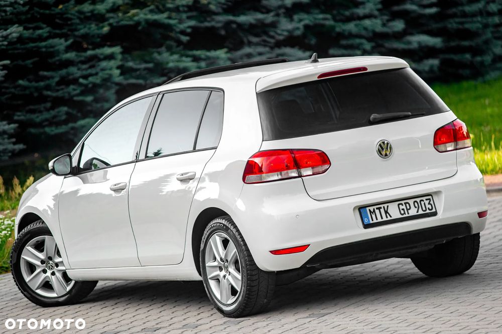Volkswagen Golf 1.6 Highline - 16