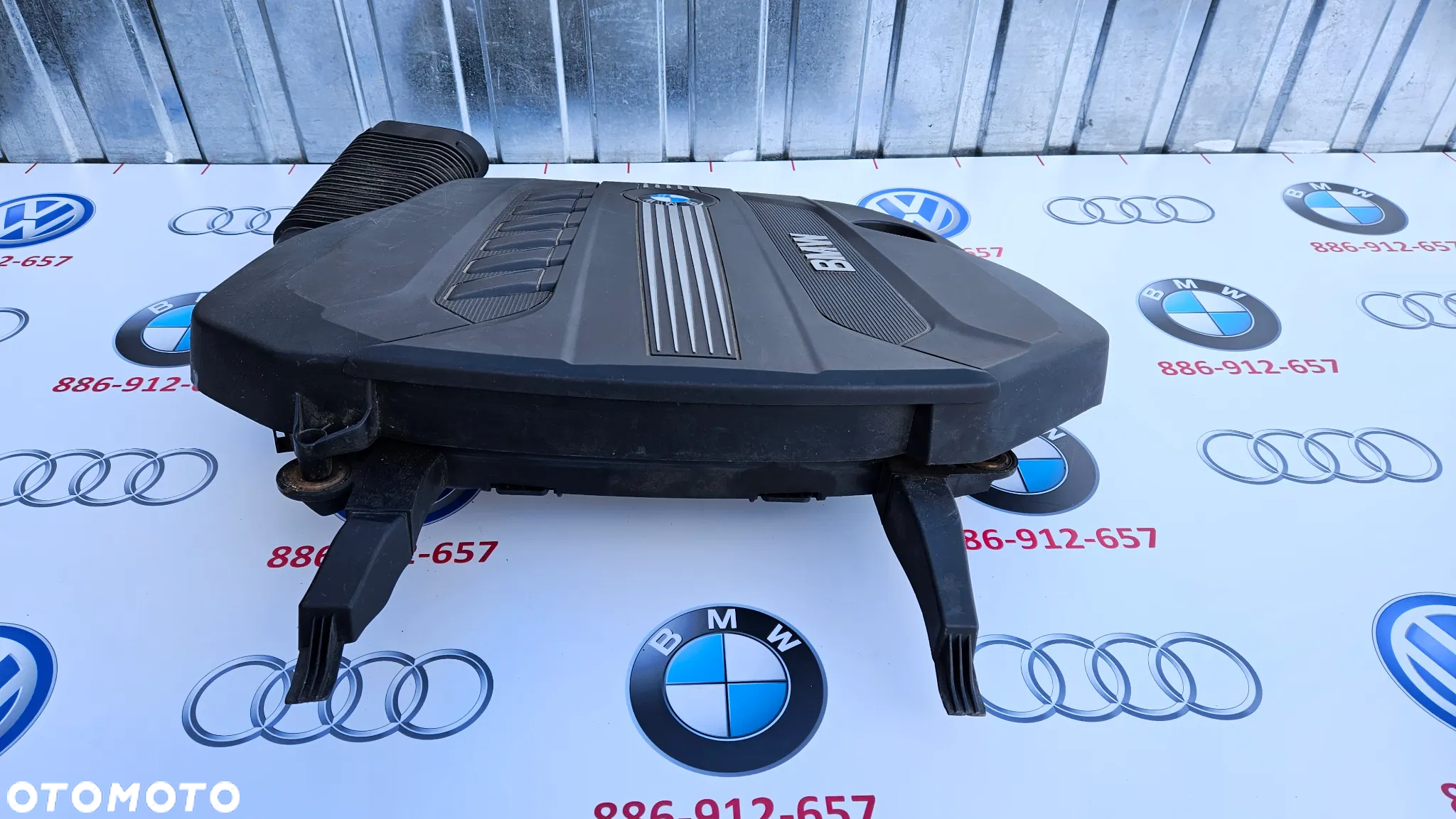 BMW X5 E70 LCI X6 E71 LCI 3.0D N57 Kompletna górna osłona silnika z dolotem filtrem 7812061 7812063 - 7