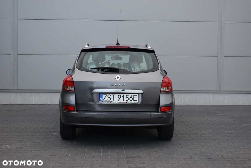 Renault Clio - 5