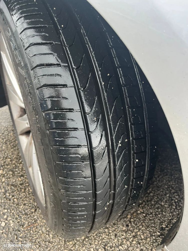 BMW 320 d Auto Line Modern - 5