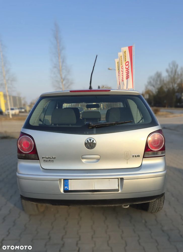 Volkswagen Polo 1.4 TDI Trendline - 5