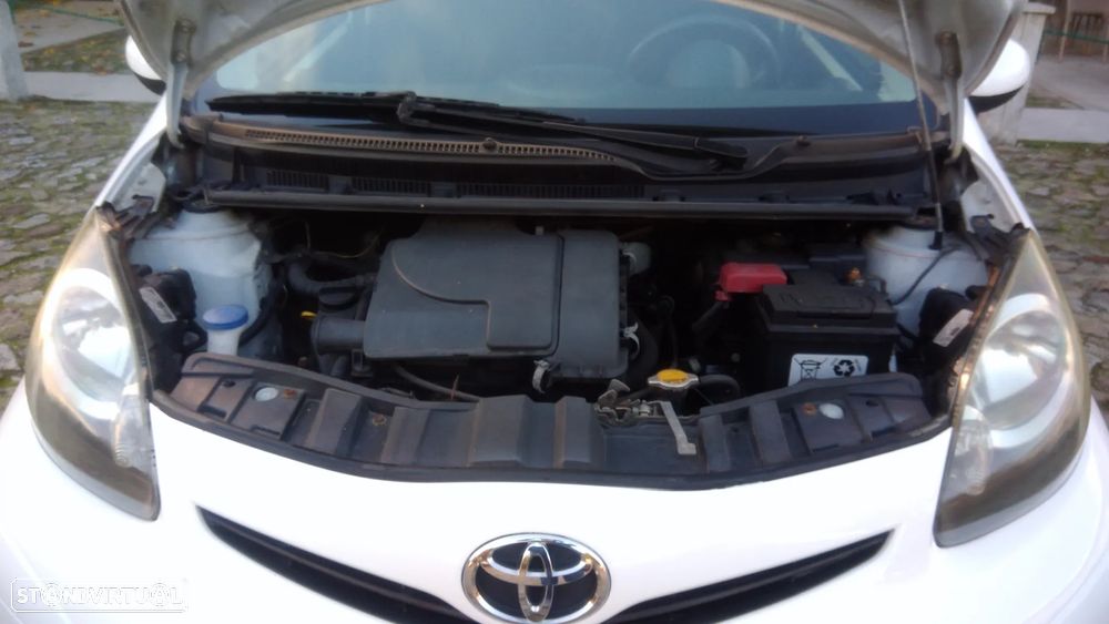 Toyota Aygo 1.0 - 2