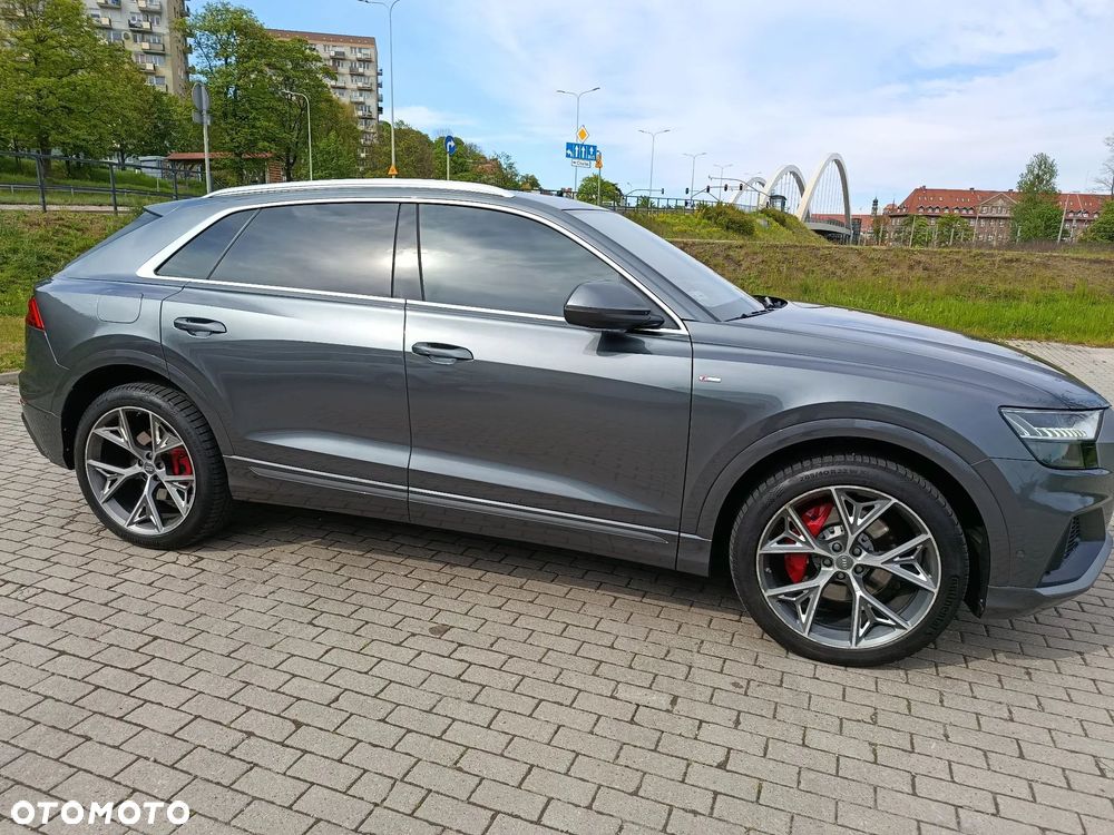 Audi Q8 - 11