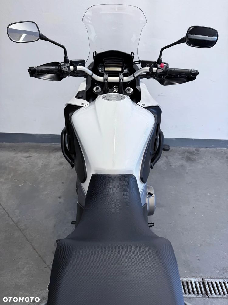 Honda VFR - 40