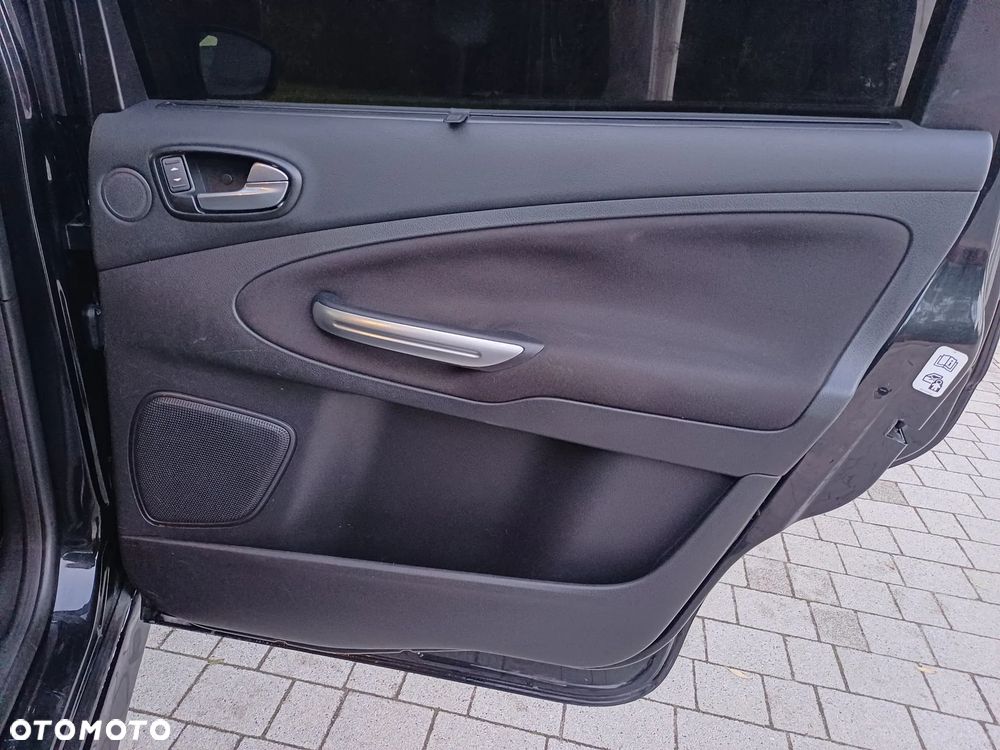Ford S-Max 2.0 TDCi DPF Titanium X - 16
