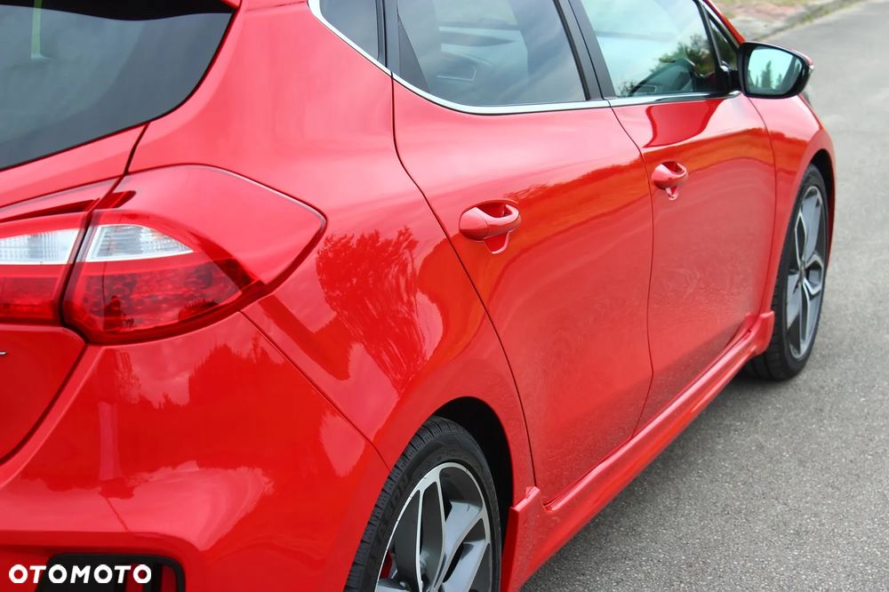 Kia Ceed 1.6 T-GDI OPF GT - 17
