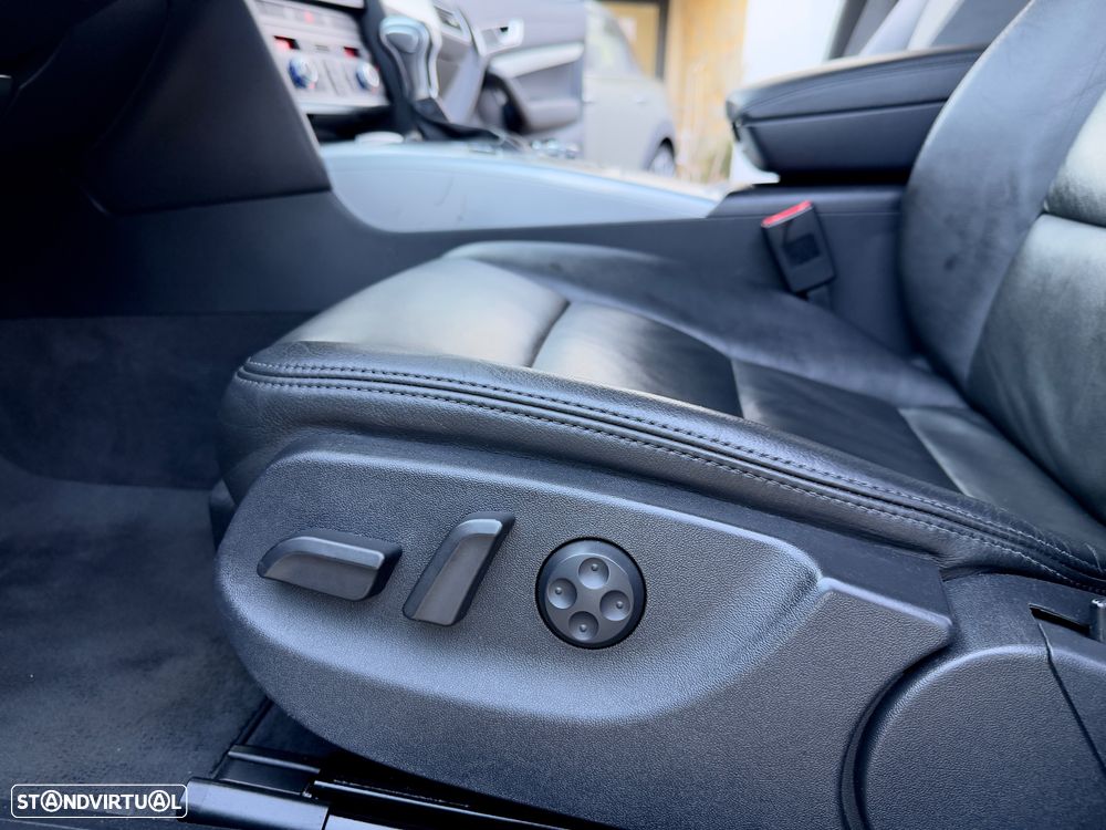 Audi A6 Avant 2.0 TDI Exclusive Multitronic - 42