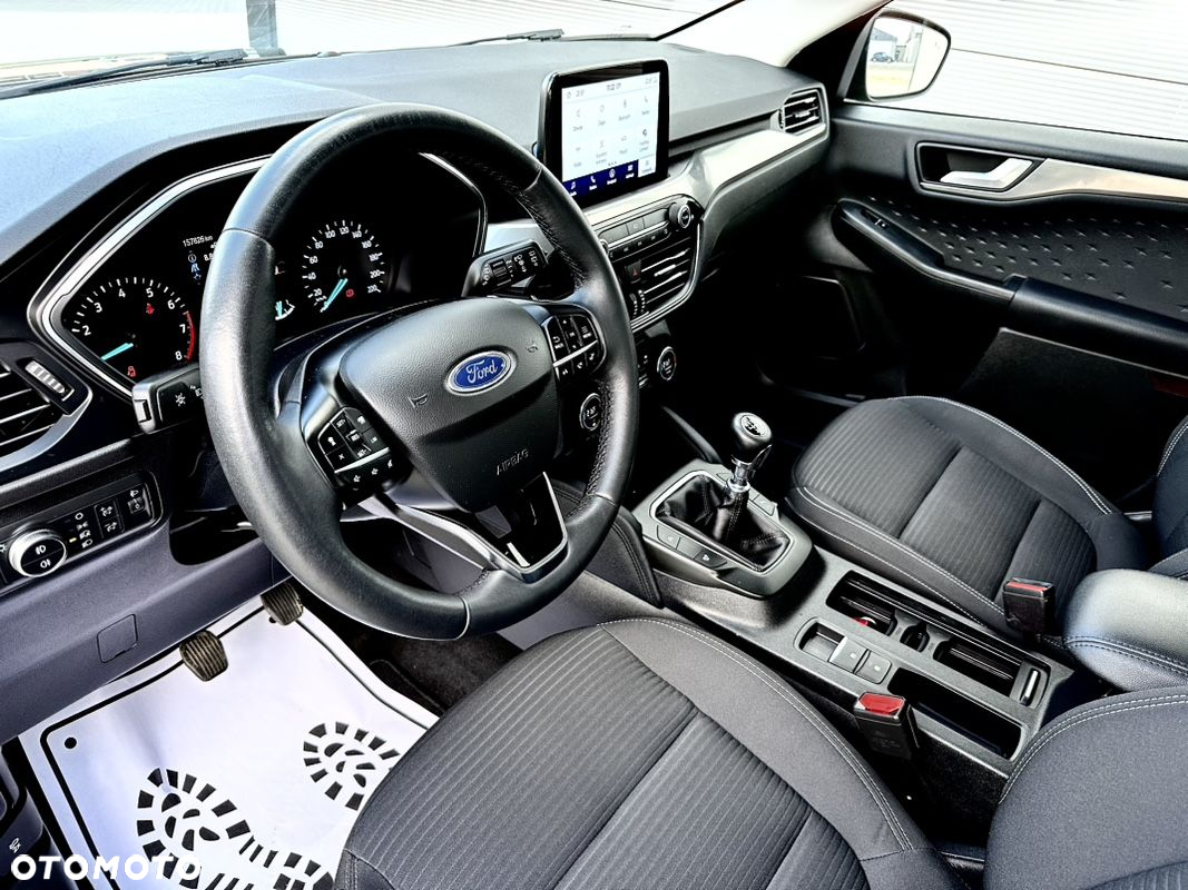 Ford Kuga 1.5 EcoBoost TITANIUM - 24