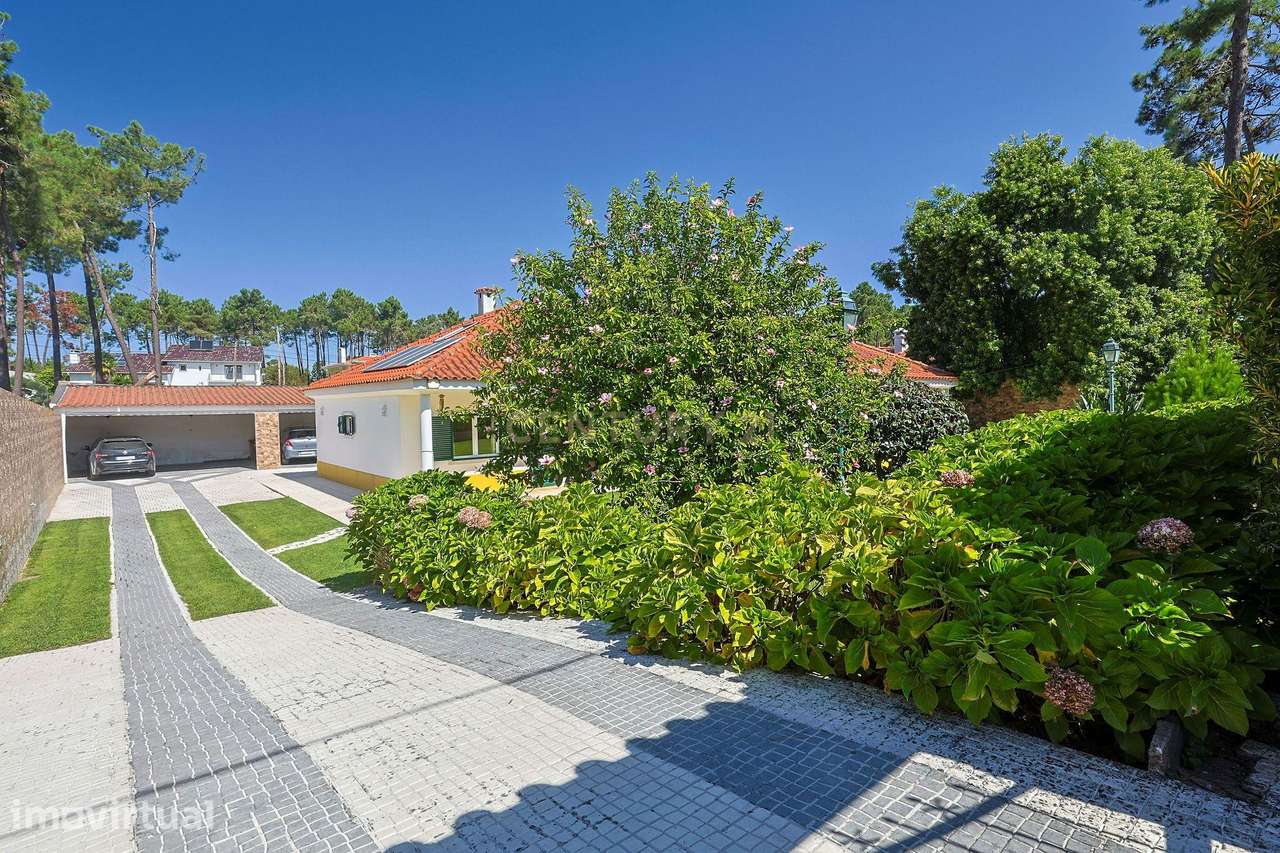 Casa Espetacular em Corroios, Seixal - 5 Quartos e Piscina - Grande imagem: 4/51