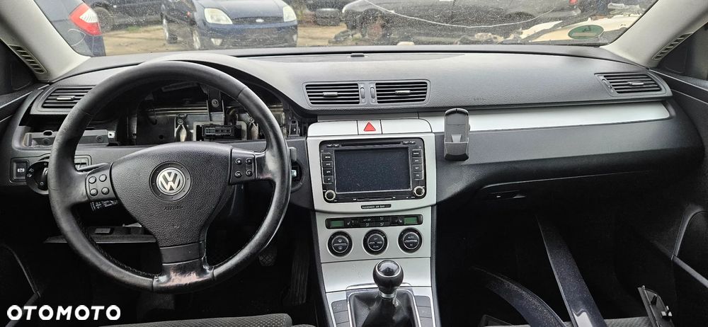 VW Passat B6 2,0 TDI CR 103kW 140KM 2009r kombi 6-bieg manual LD5Q silnik CBAB skrzynia KNS - 6