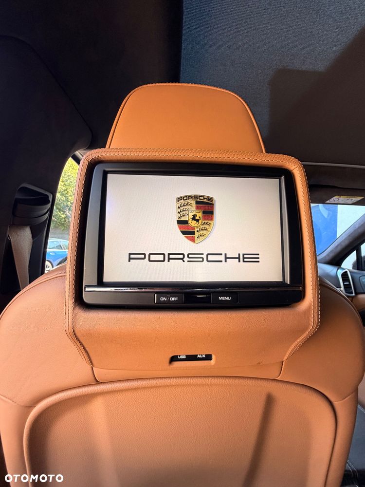 Porsche Cayenne - 17