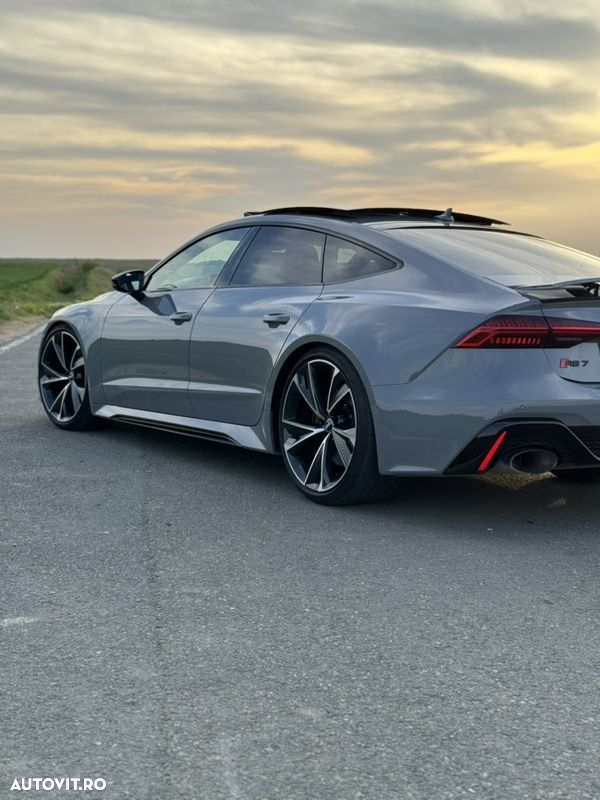 Audi RS7 4.0 TFSI quattro Tiptronic - 13