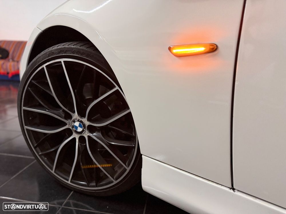 BMW 320 d - 32