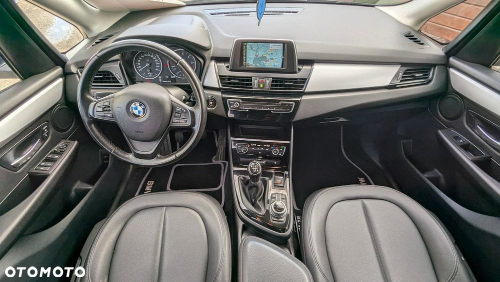 BMW Seria 2 216d Advantage - 25