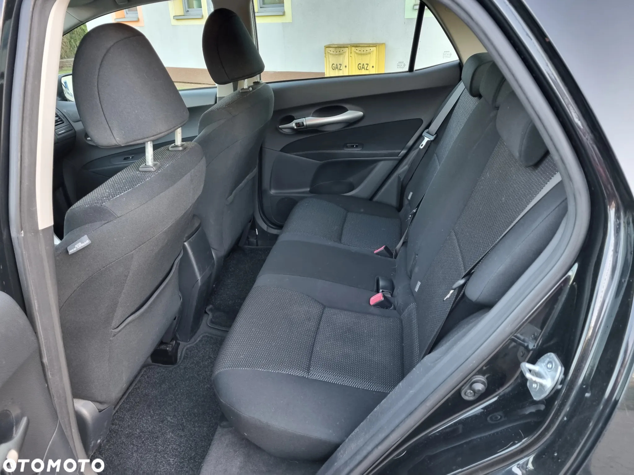 Toyota Auris 1.8 HSD Luna - 16