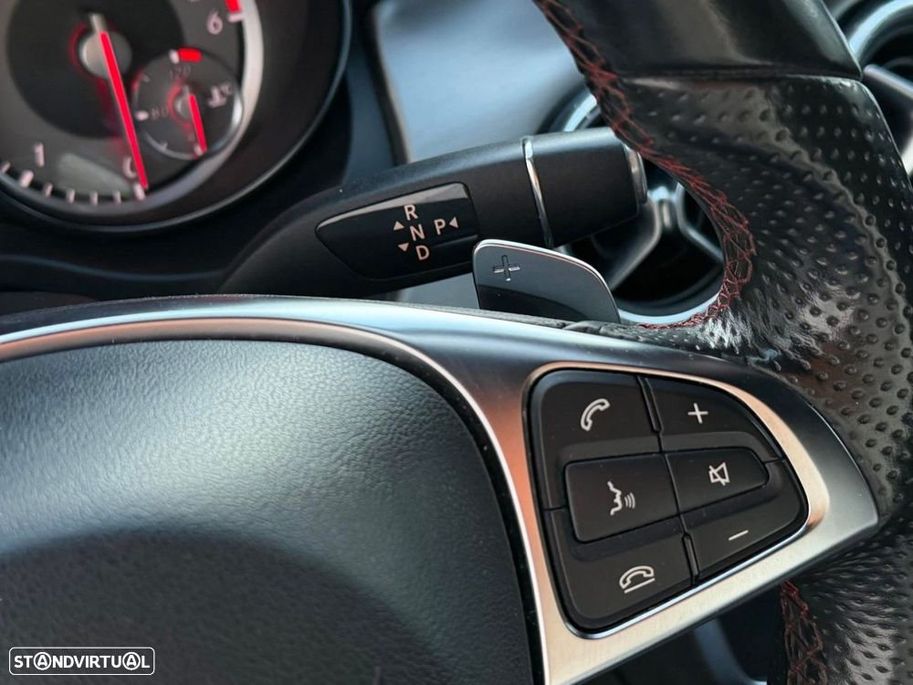 Mercedes-Benz CLA 220 - 19