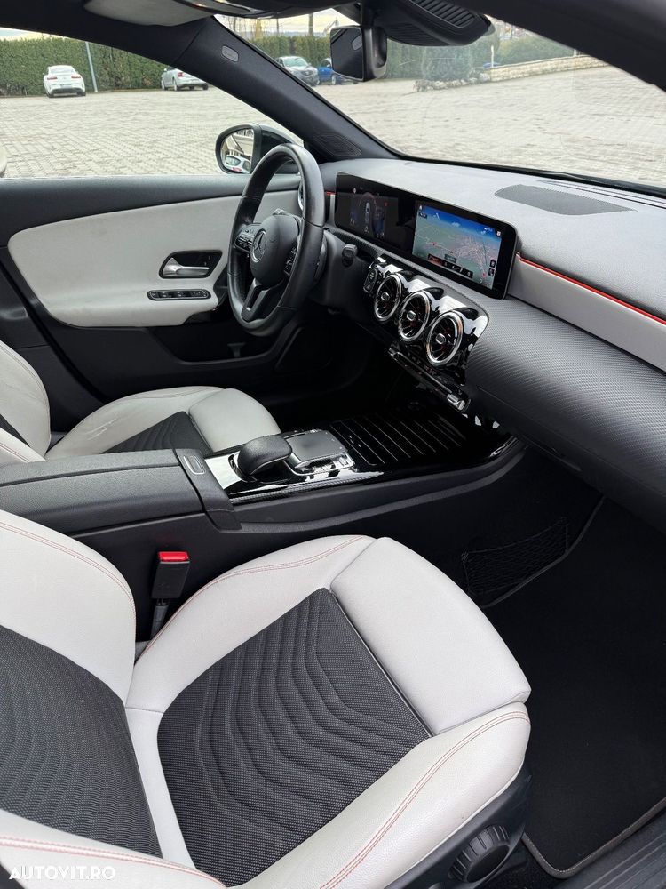 Mercedes-Benz A 180 d 7G-DCT - 4