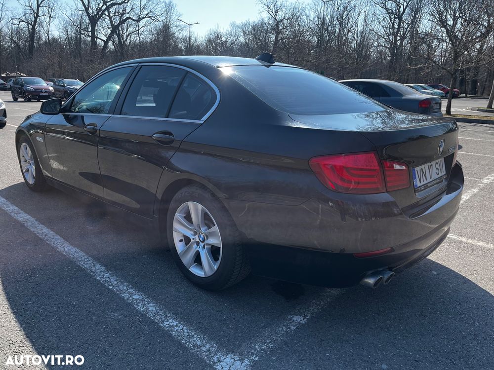 BMW Seria 5 520d - 5