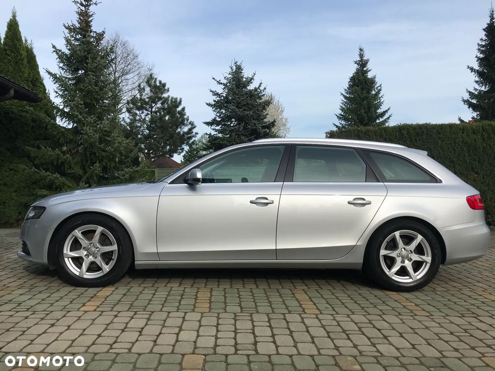 Audi A4 Avant 2.0 TDI DPF Ambiente - 3