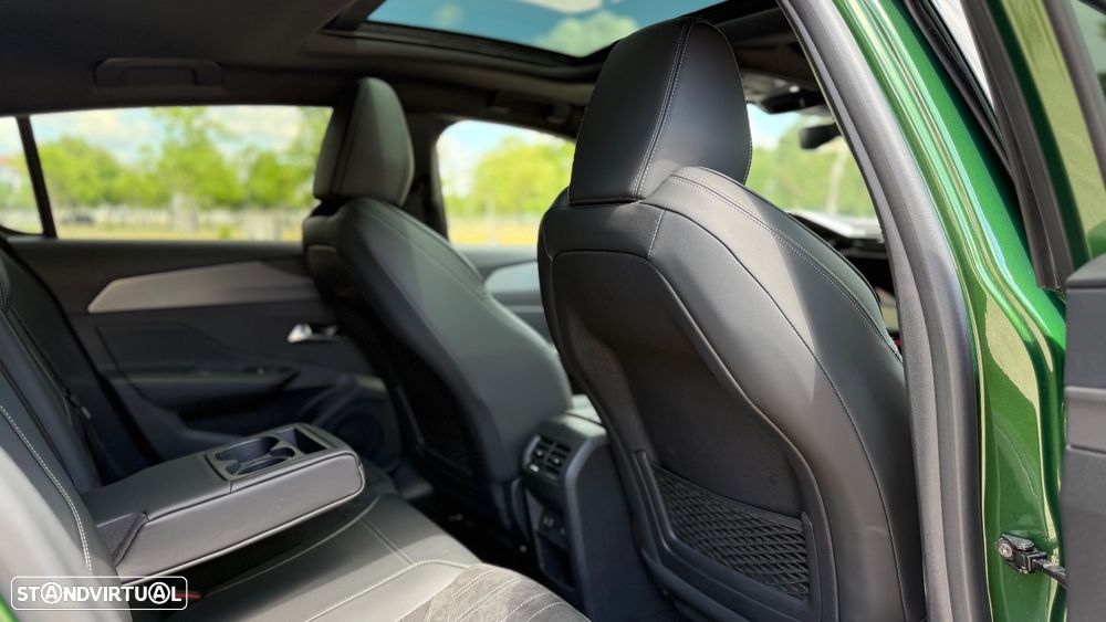 Peugeot e-308 156 GT - 38