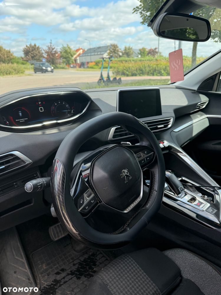 Peugeot 3008 1.2 PureTech Allure S&S EAT6 - 9