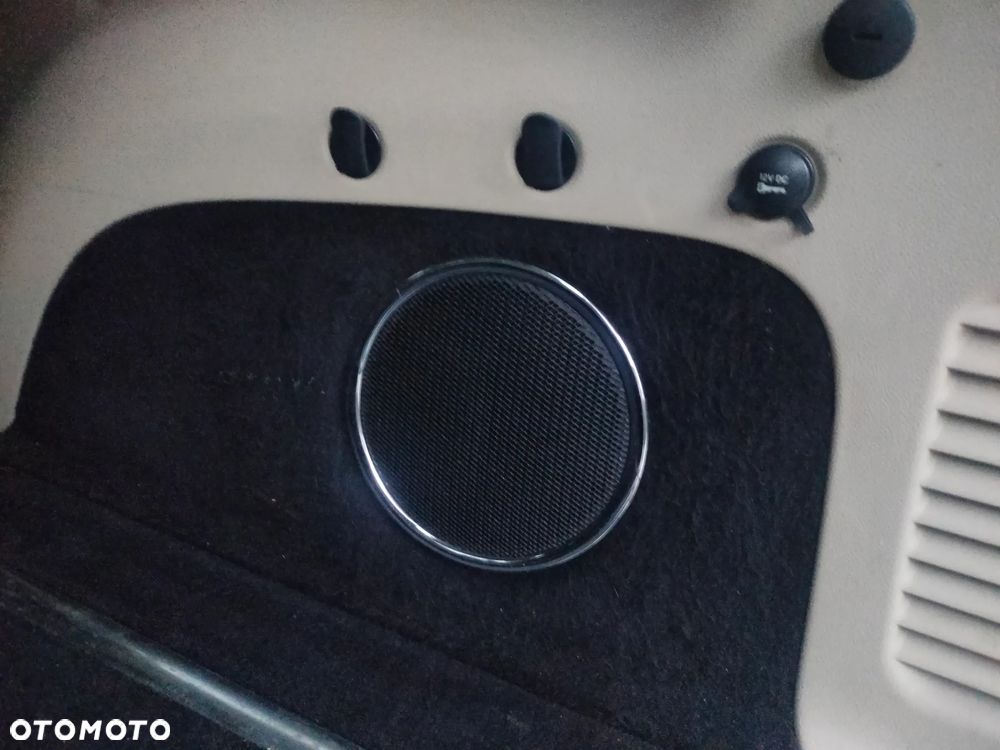 Jeep Grand Cherokee - 16