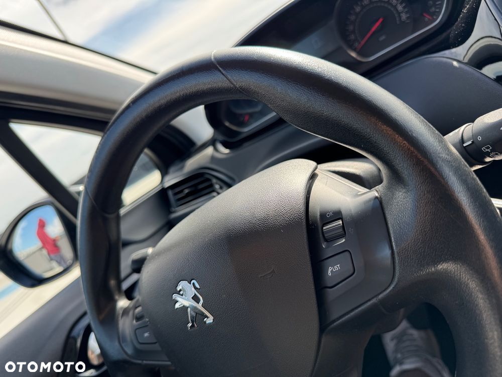 Peugeot 208 1.6 e-HDi Active STT - 18