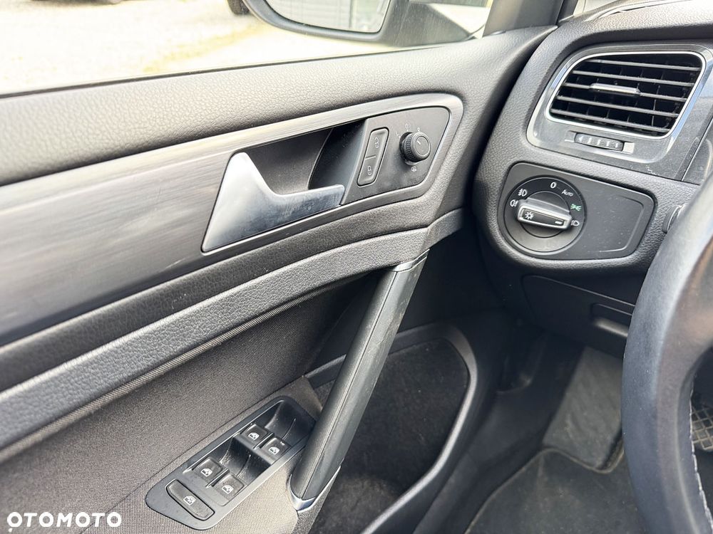 Volkswagen Golf 1.6 TDI SCR Trendline - 24