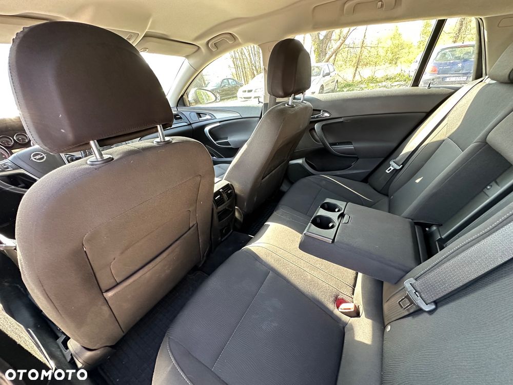 Opel Insignia - 11