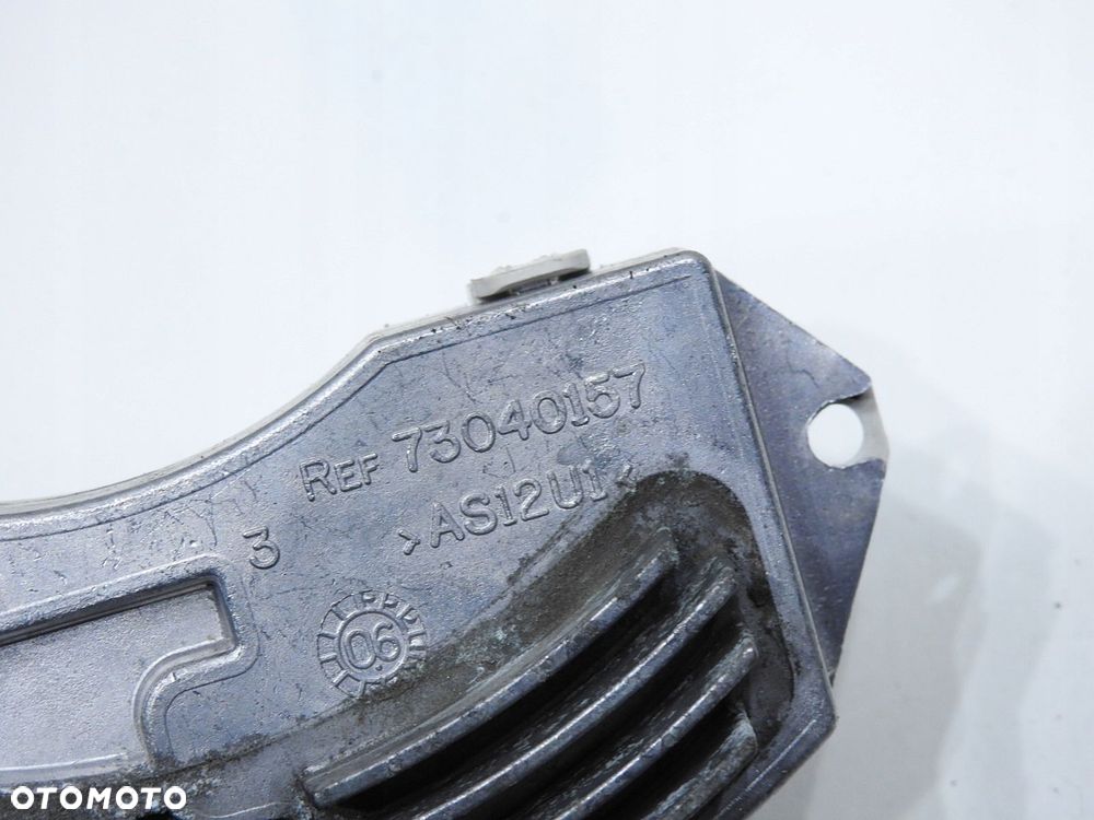 REZYSTOR OPORNICA BMW E90 E91 985464F - 4