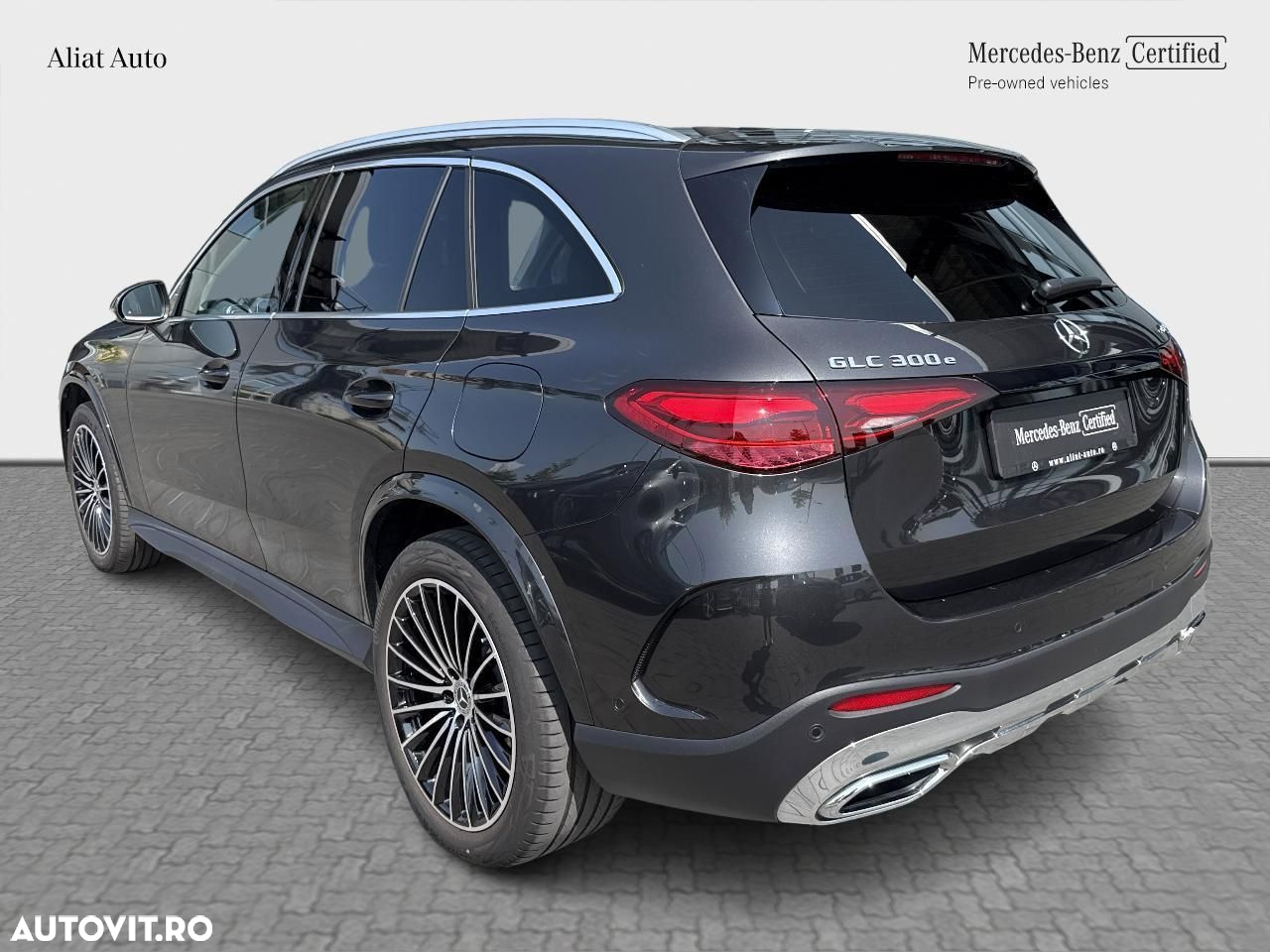 Mercedes-Benz GLC 300 e 4MATIC - 4