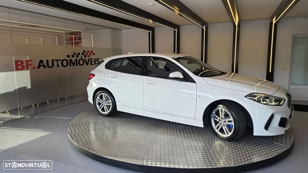 BMW 116 d Pack Desportivo M - 5