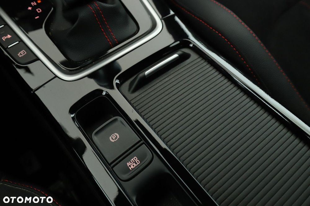 Kia ProCeed - 19